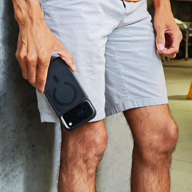 UB MAG Series iPhone 17 Pro Max MagSafe Phone Case - Black